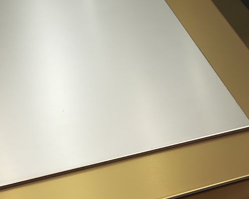 Al 3003 φύλλο 1000mm πιάτων αργιλίου άκρη σχισμών κραμάτων ΜΝ Al