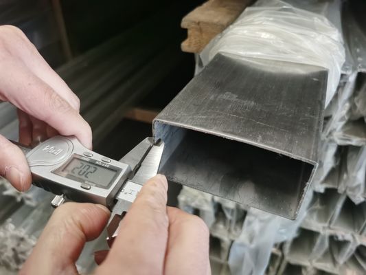 Ο διακοσμητικός ορθογώνιος σωλήνας A312 ανοξείδωτου γυάλισε 150mm