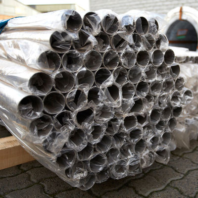 Το ανοξείδωτο TP304 ASTM A312 γύρω από την κοίλη ράβδο σωλήνων ένωσε στενά 12mm