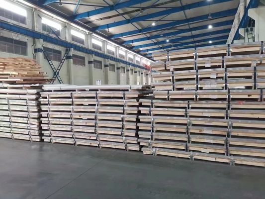Πιάτο ανοξείδωτου SS 420 ASTM A276 καυτό - κυλημένο 4mm βουρτσισμένο πιάτο χάλυβα επιφάνειας